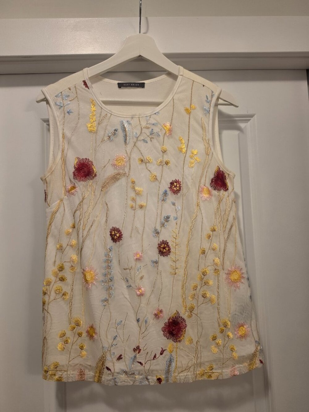 Suzy Shier Floral Embroidered Mesh Overlay Tank Top - Size Small (S/P)